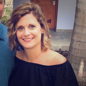 Meet your Posher, Hillary